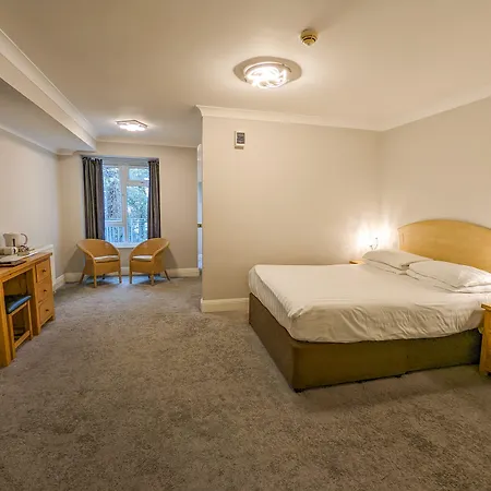 The Grove Hotel-3